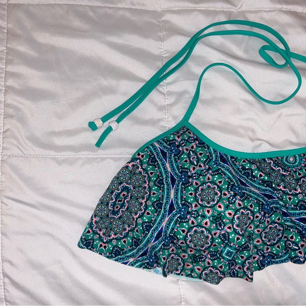 Bikini Top ๐ - Picture 2 of 9